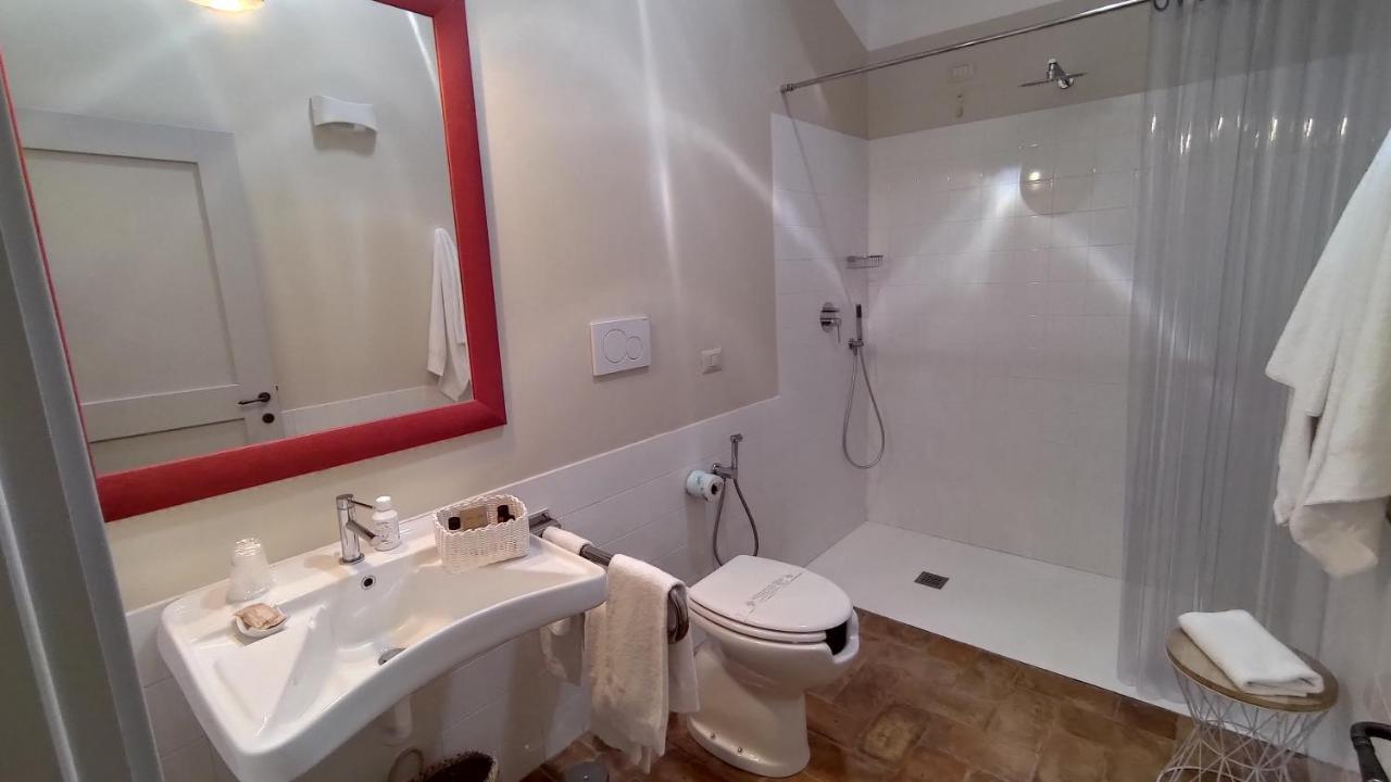 Agriturismo Poderedodici Orbetello Eksteriør bilde