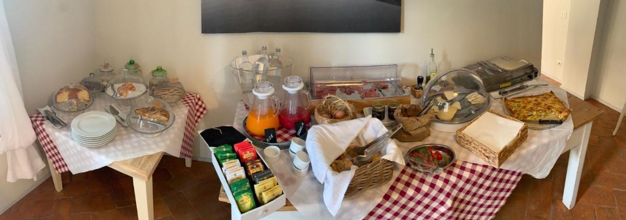 Agriturismo Poderedodici Orbetello Eksteriør bilde