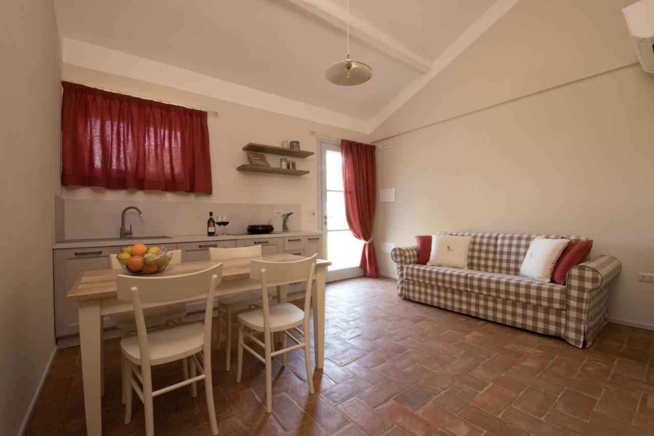 Agriturismo Poderedodici Orbetello Eksteriør bilde