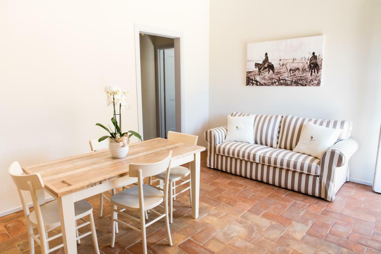 Agriturismo Poderedodici Orbetello Eksteriør bilde