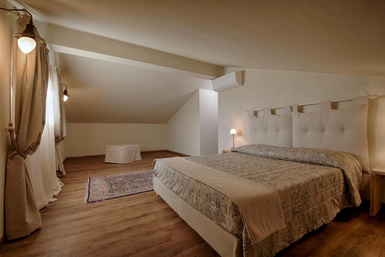 Agriturismo Poderedodici Orbetello Eksteriør bilde
